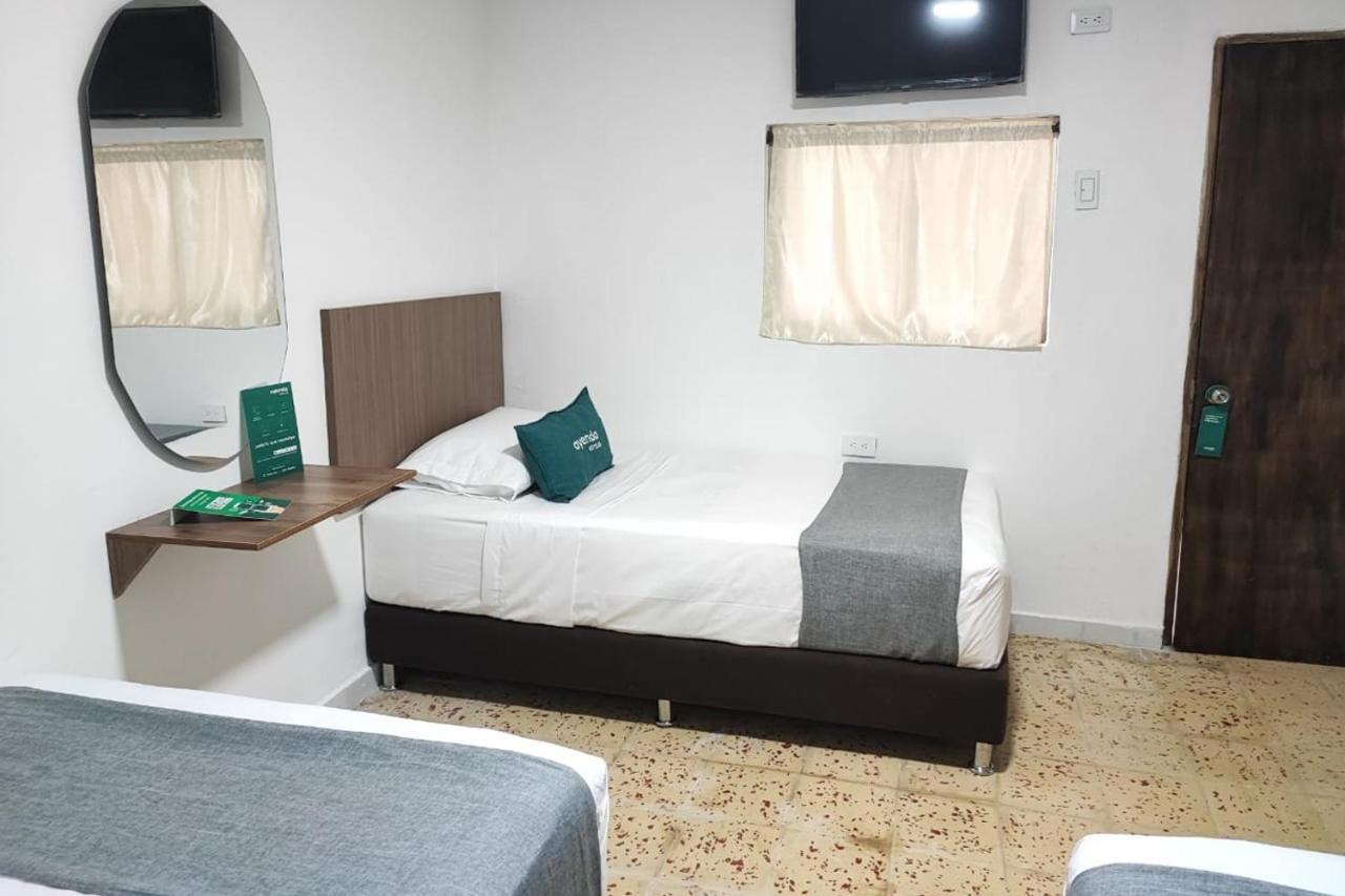 Ayenda Hotel Helenas Riohacha Bagian luar foto