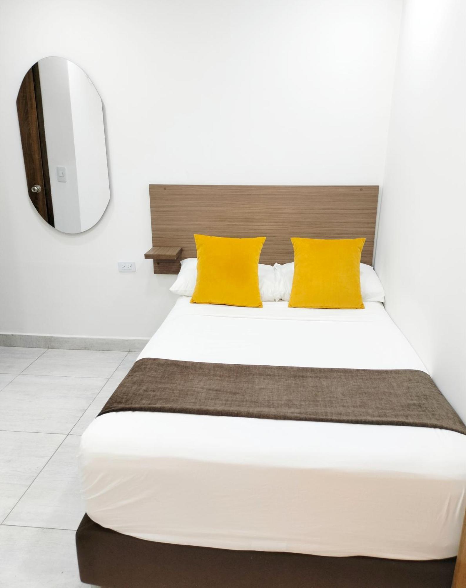 Ayenda Hotel Helenas Riohacha Bagian luar foto